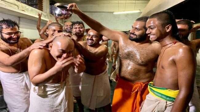 health-benefits-of-abhyanga-snana-on-deepavali